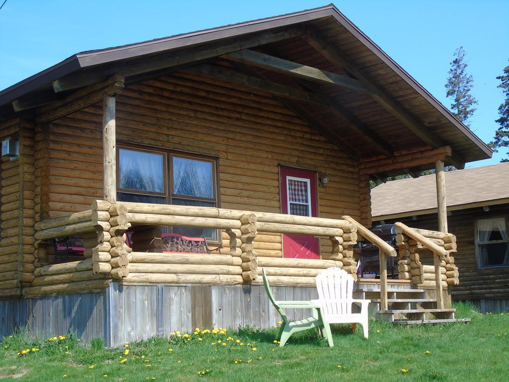 Cajun Cedar Log Cottages Margaree Forks Exteriér fotografie