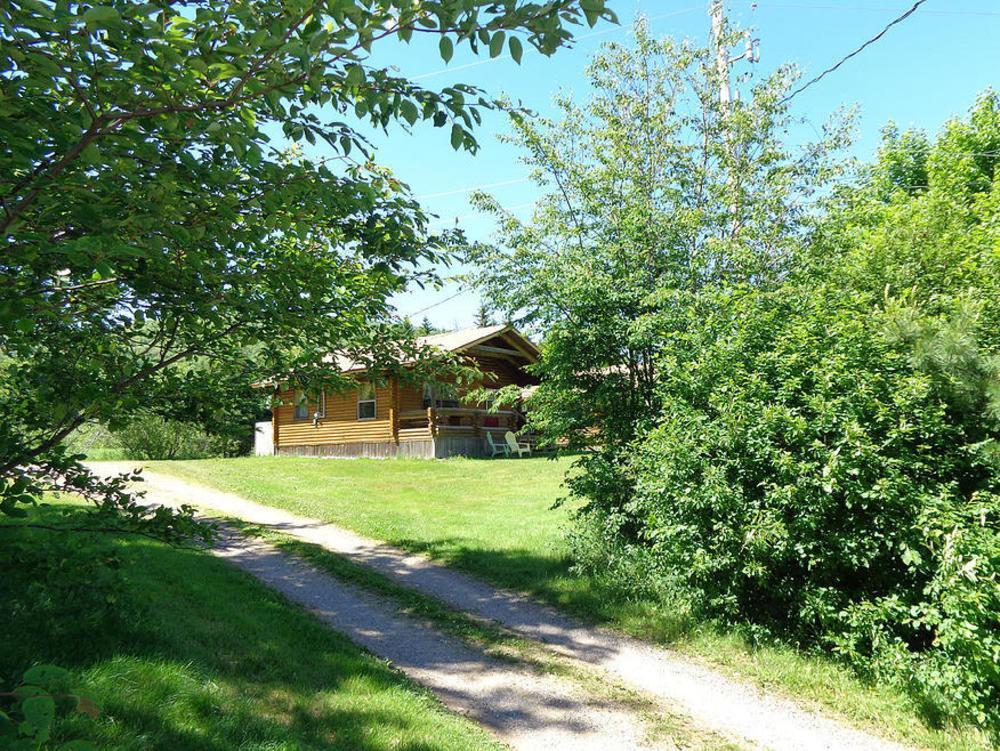 Cajun Cedar Log Cottages Margaree Forks Exteriér fotografie
